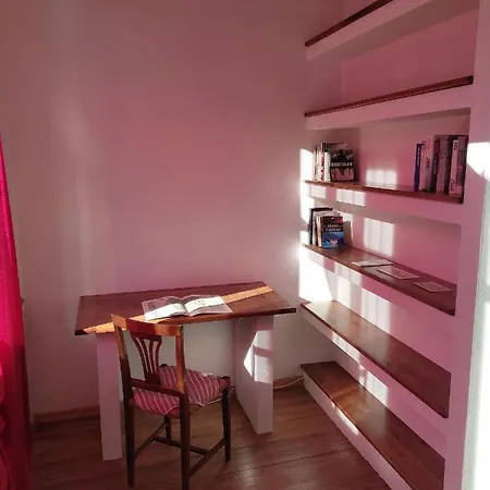 Con Vista A Torre Pellice