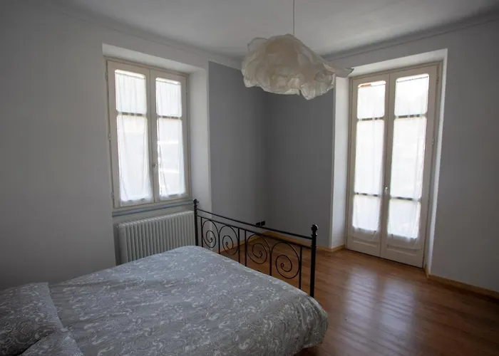 Con Vista A * Torre Pellice